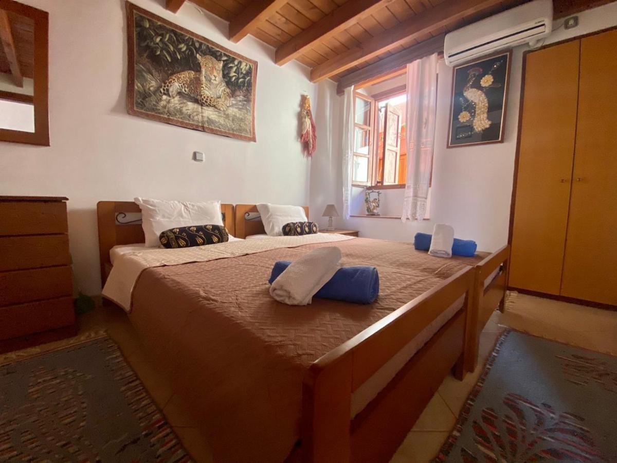 Villa Afroditi Chalki Town Zewnętrze zdjęcie